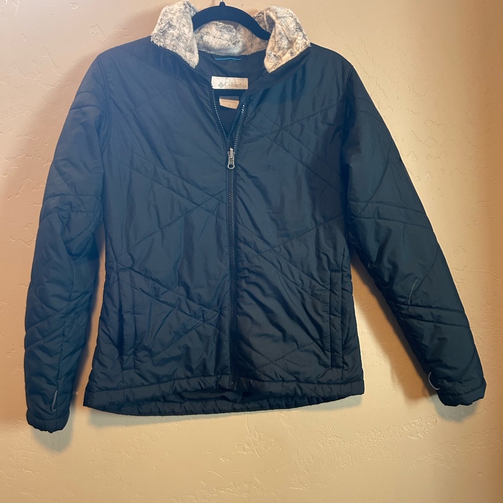 Black Columbia size small puffer jacket